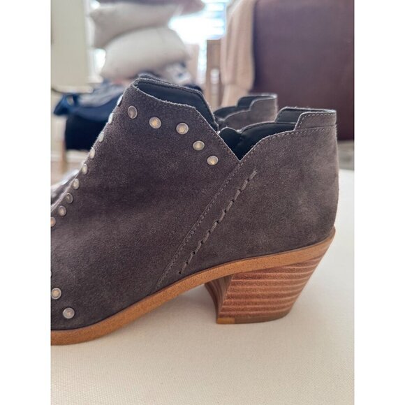 1. State Loka Studded Suede Ankle Bootie Wood Block Heel Almond Toe Size 8M Gray - Picture 12 of 15